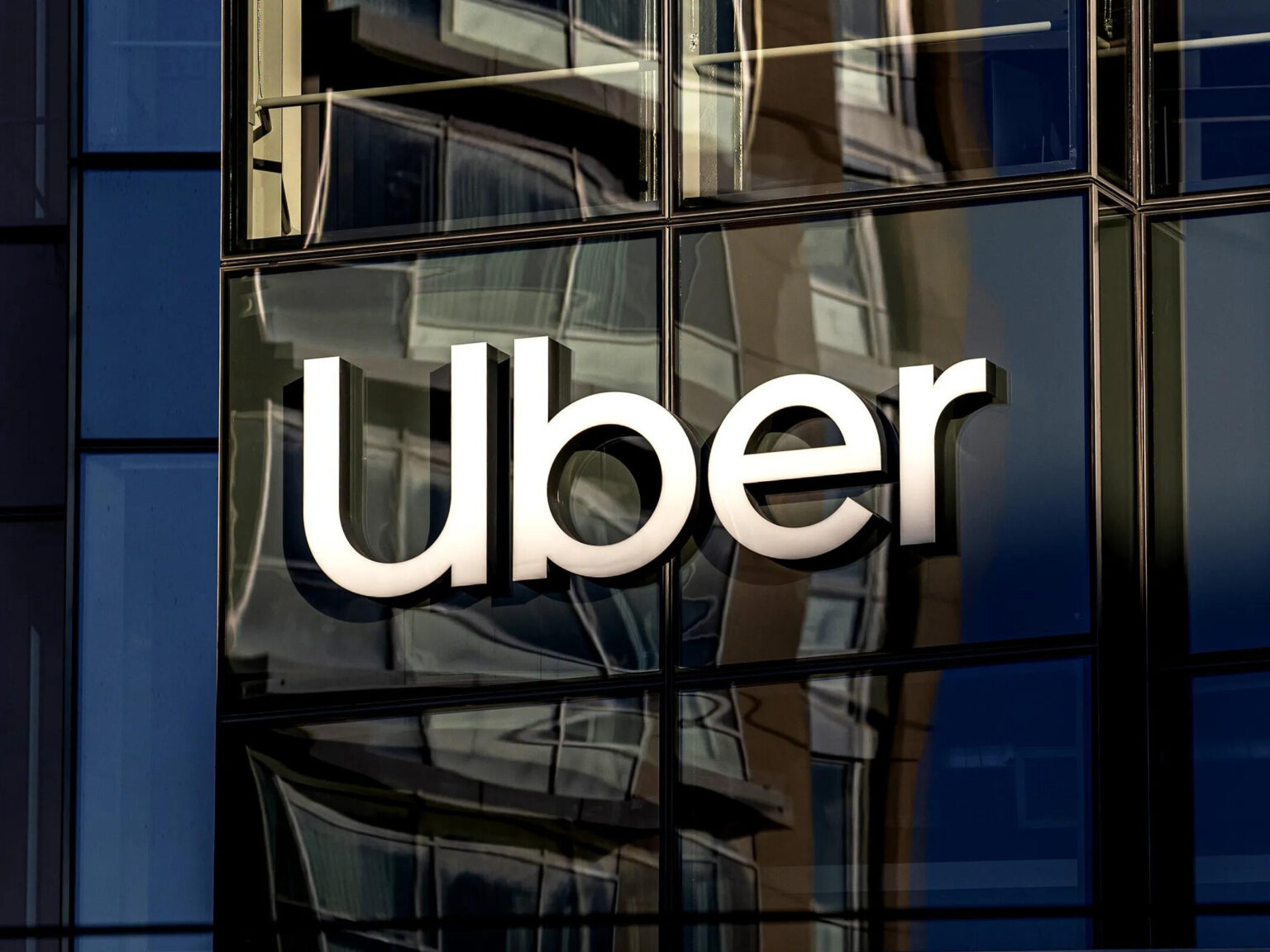 Uber en Bariloche: los límites de un municipio