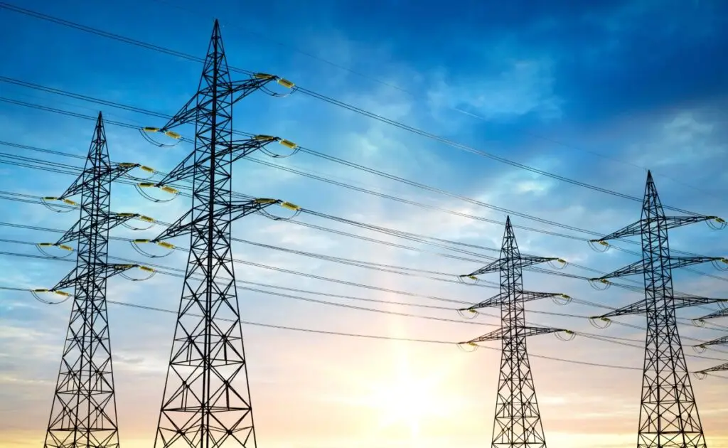 El Gobierno suspende el aumento de tarifas eléctricas